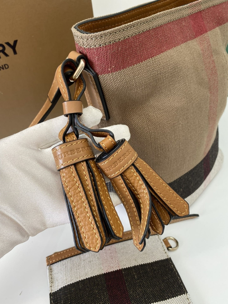 Bv*b*rry hobo bags